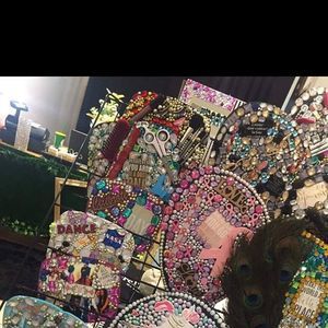 Meet your Posher, Naffesha